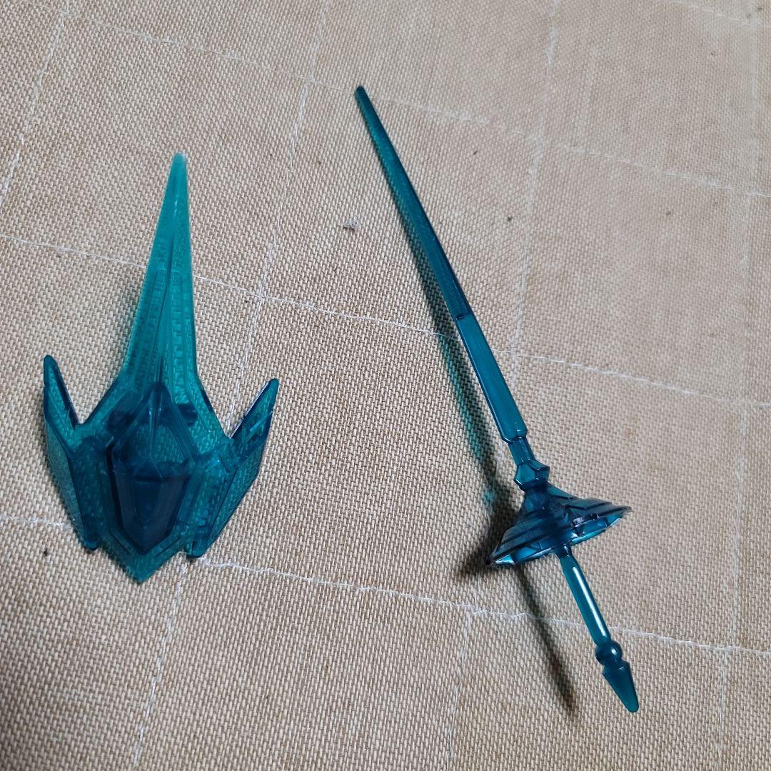 ダンボール戦機　LBX　ミゼルオーレギオン　一部塗装　組み立て済み