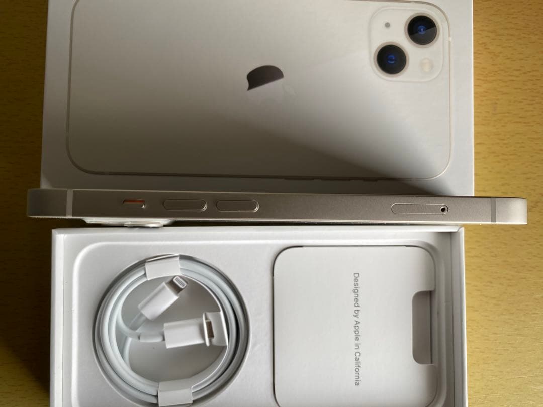 Apple iPhone 13 128GB スターライト 海外シンガポール 新同