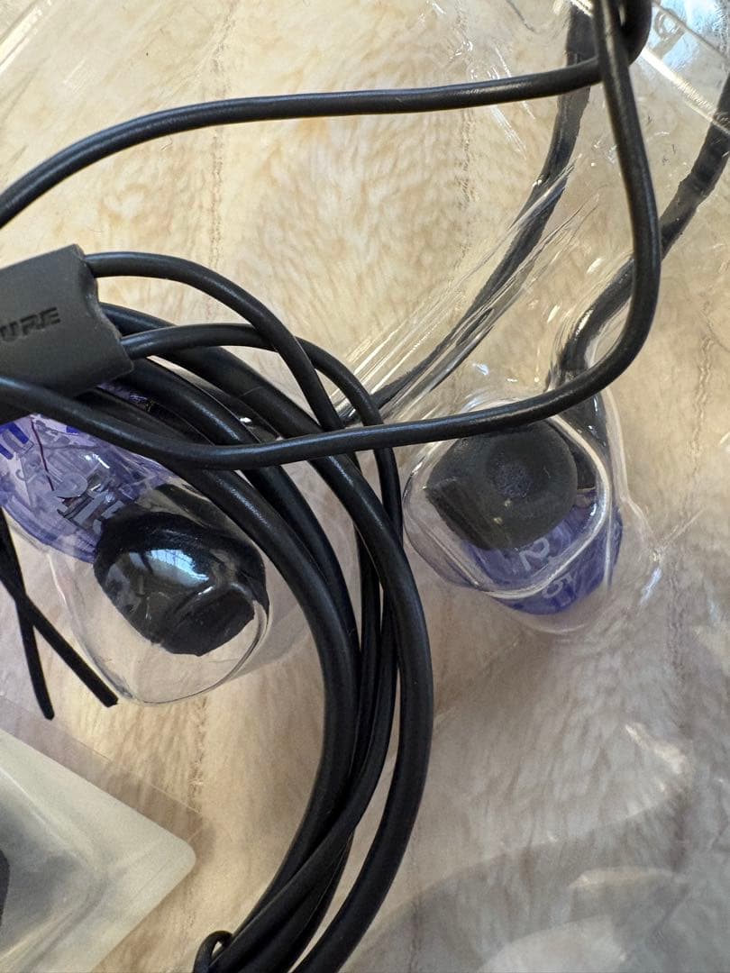 SHURE SE215 SPECIAL EDITION イヤホン