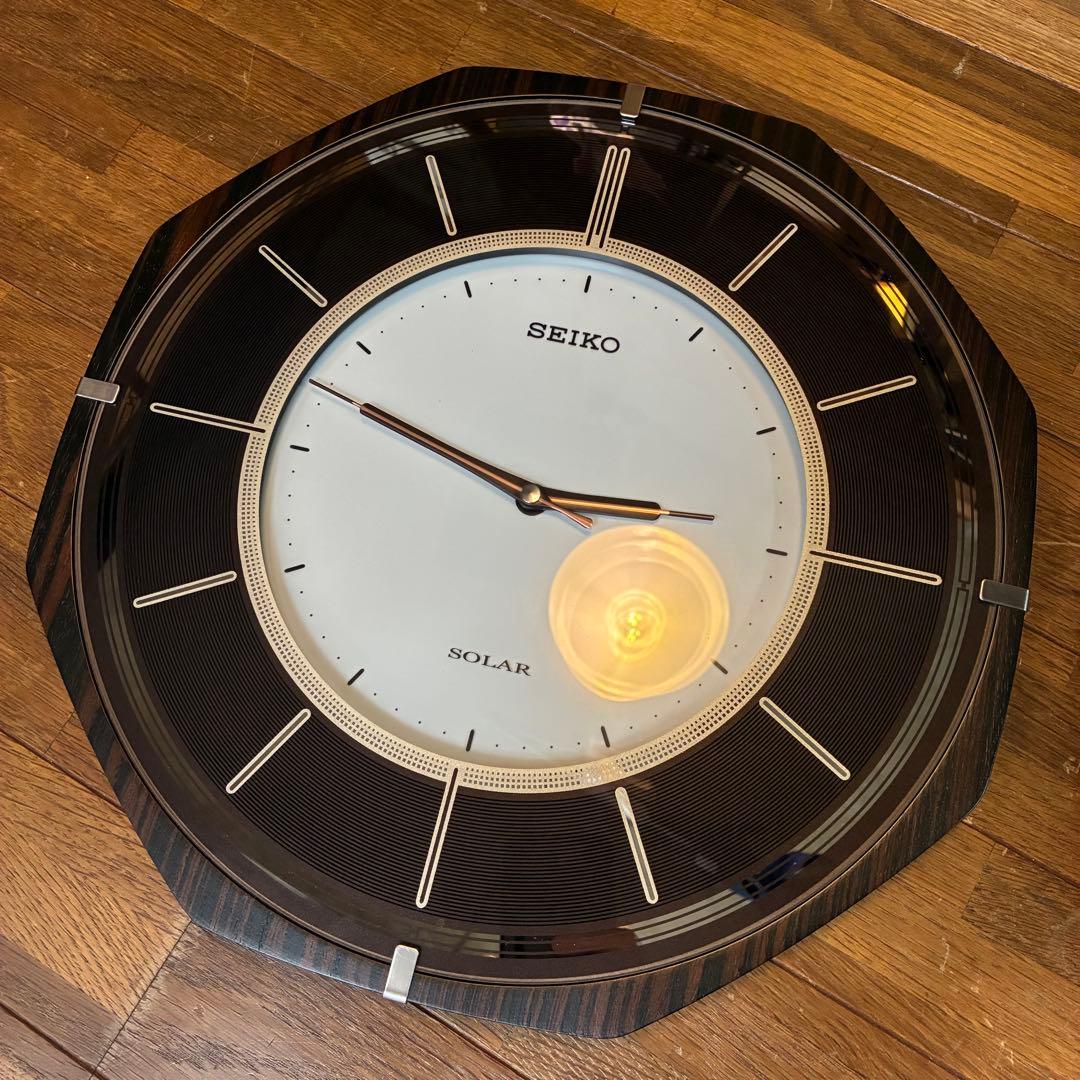 0650 SEIKO SF502B 電波ソーラークロック　掛時計　電波時計