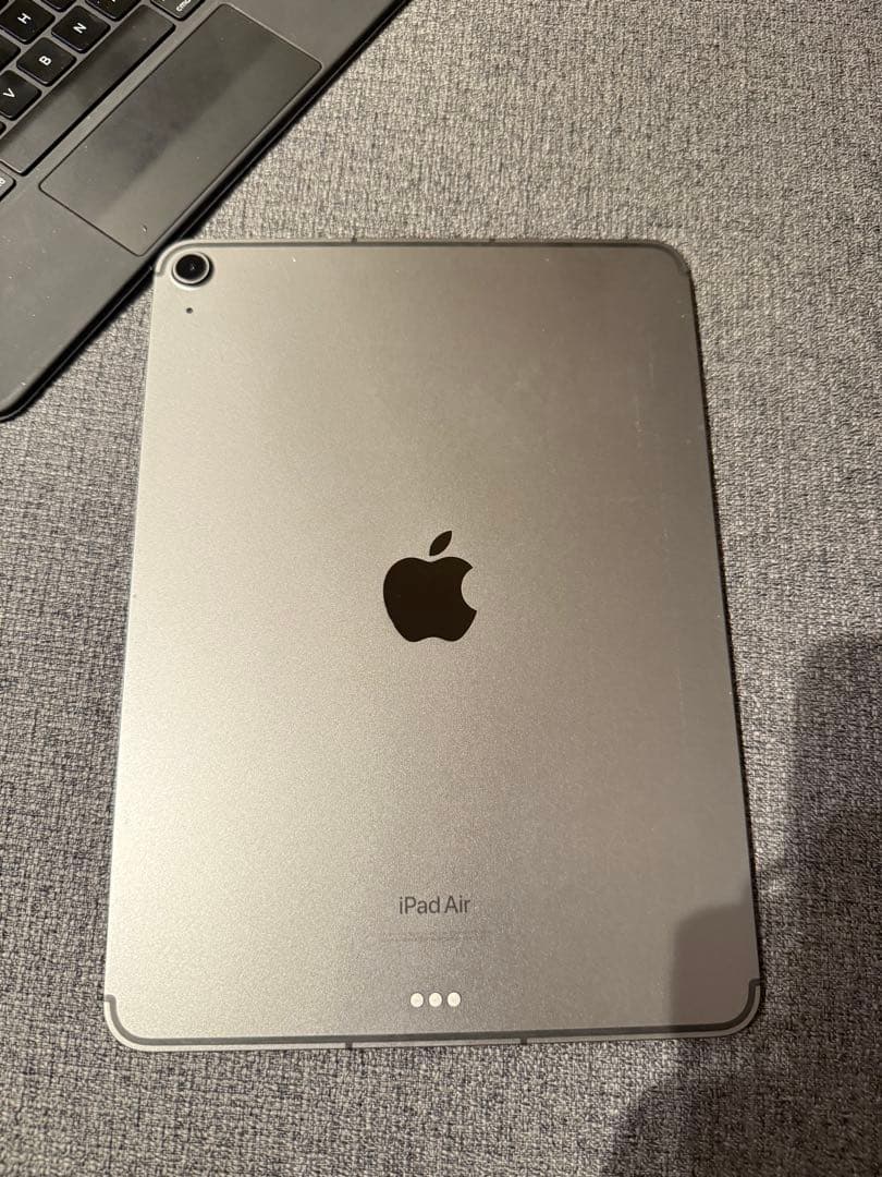 iPad Air第5世代 64g スペースグレイ M1