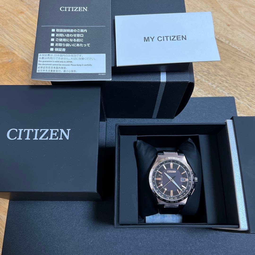 【美品】CITIZEN アテッサ ソーラー電波時計　CB0217-04E