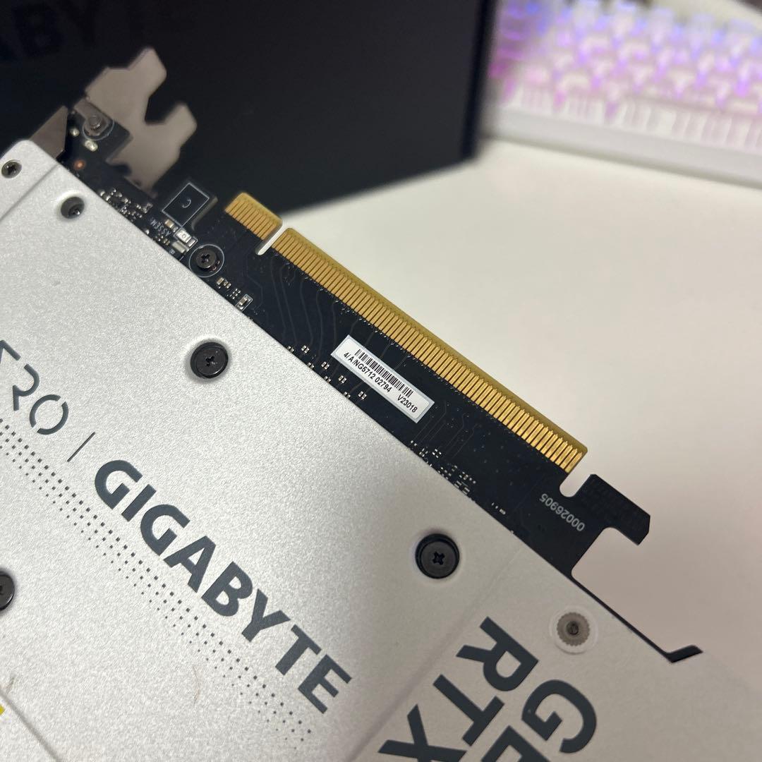 グラフィックボード・グラボ・ビデオカード GIGABYTE GEFORCE RTX 4060ti 8GB Aero OC