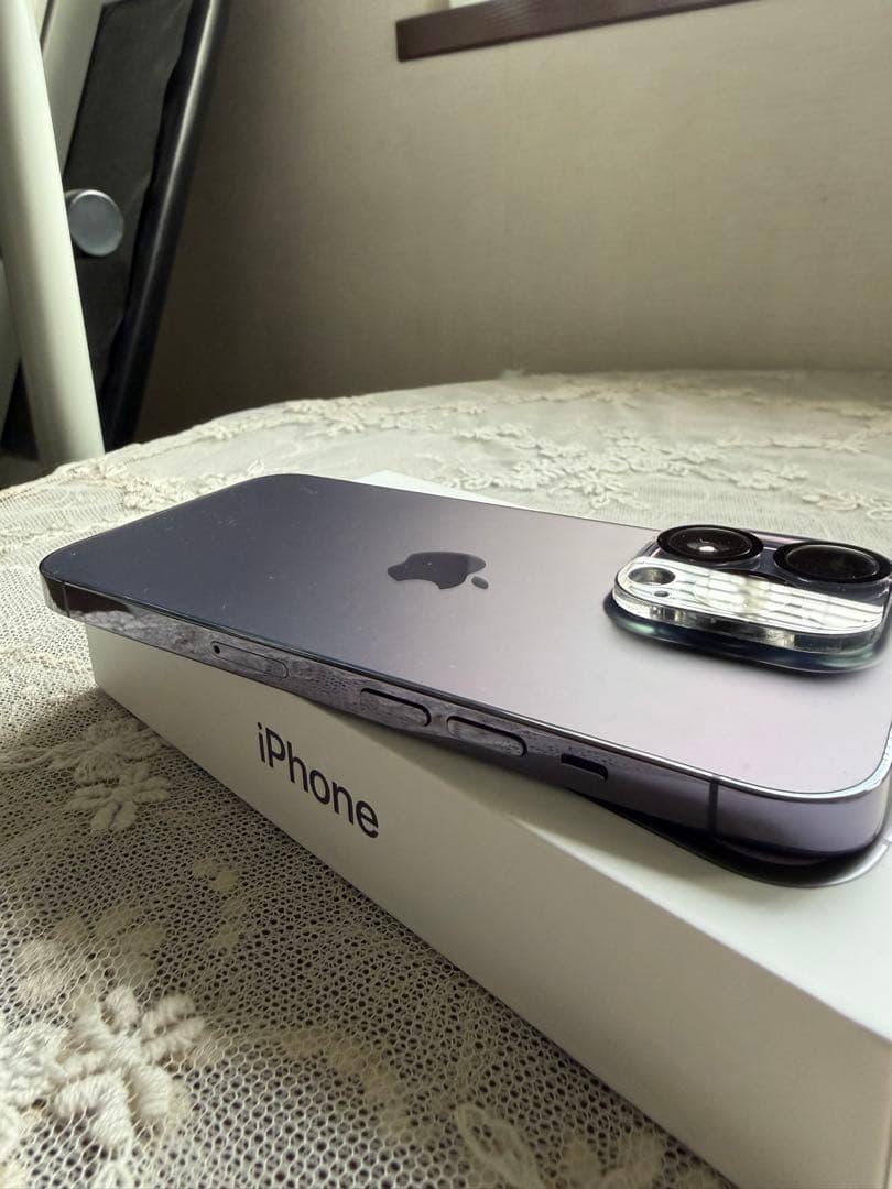 美品！Apple iPhone 14 Pro ディープパープル 本体　256G