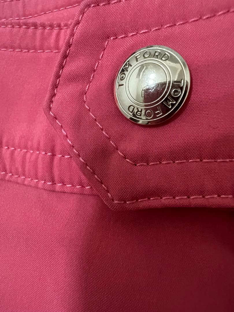 【着用1度】TOM FORD 赤 ショートパンツ　水着