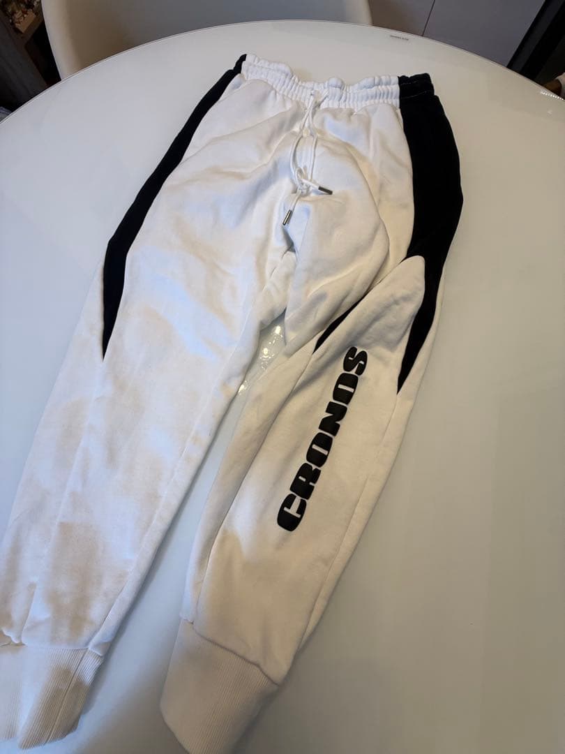 クロノス　セットアップ　白