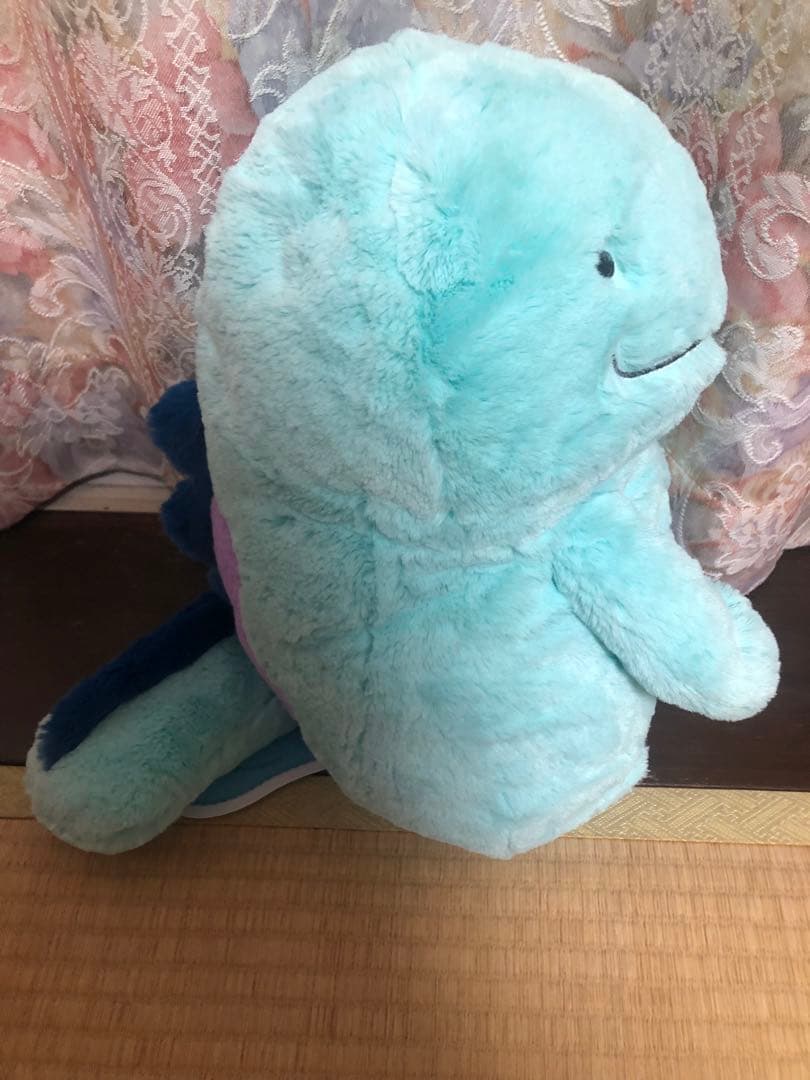 【ほぼ未使用】ふわふわ抱きぬいぐるみ　ヌオー