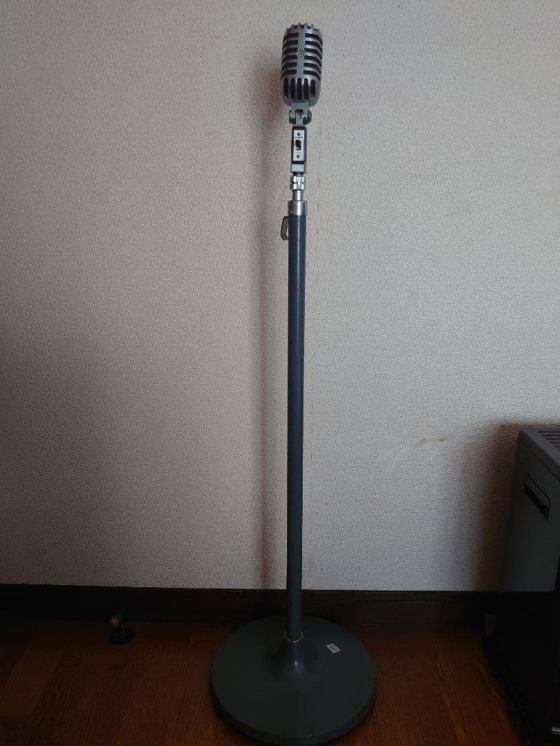 マイクスタンド