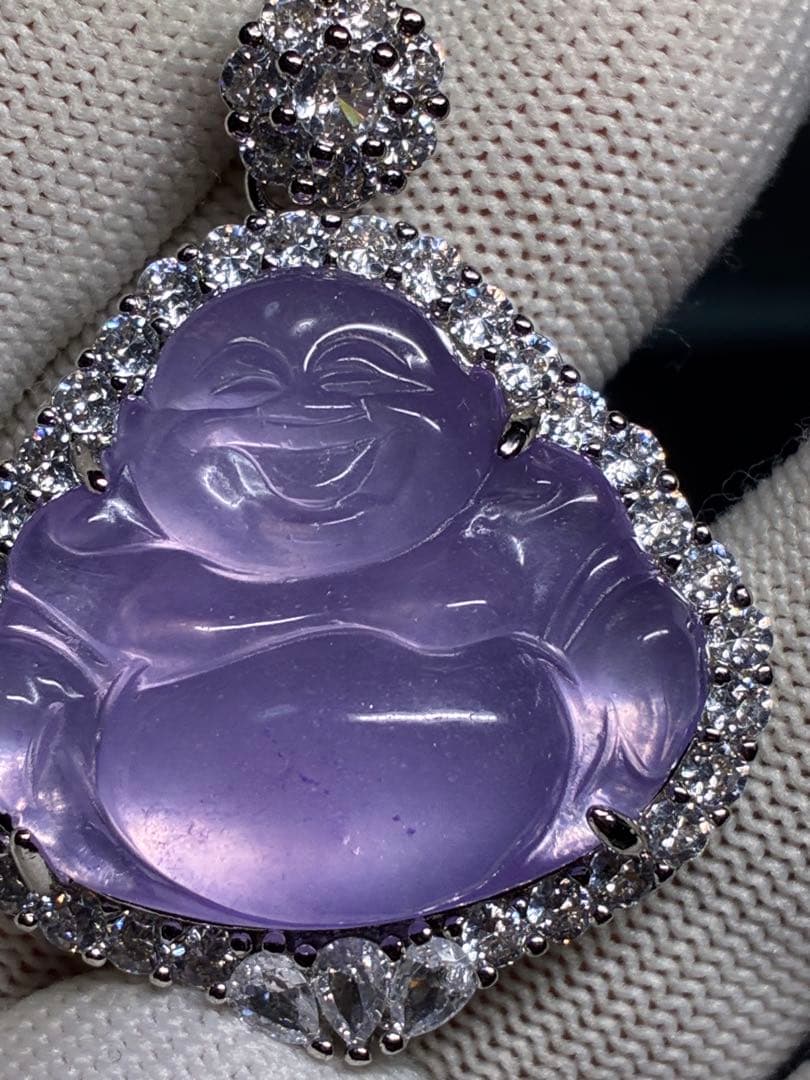 天然石　紫翡翠原石　極細工彫刻高氷種ヒスイ　アンティーク　佛像ヒスイペンダント