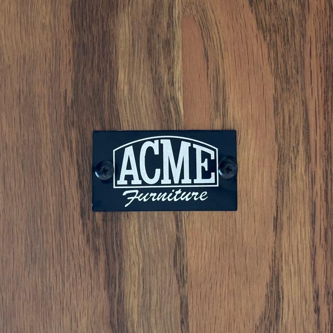 ACME Furniture アクメファニチャー ダイニングテーブル