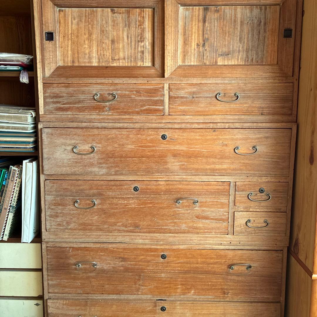 桐タンス　① 木製引き出し付き収納棚