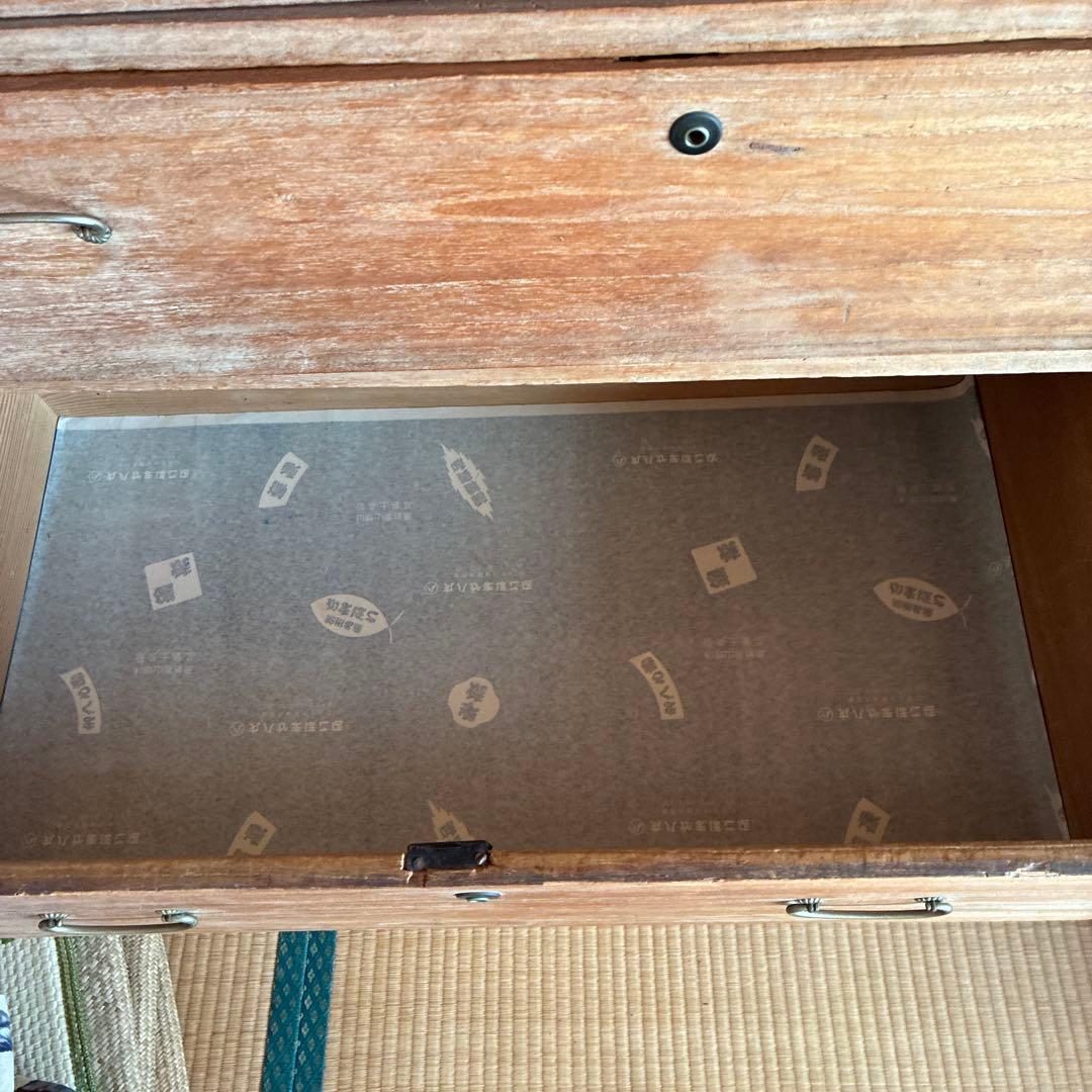 桐タンス　① 木製引き出し付き収納棚