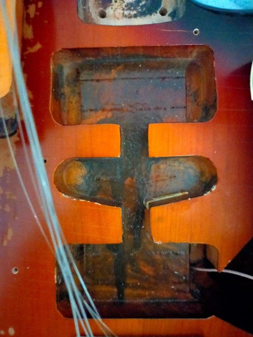 今月迄の出品【ラッカー塗装】ストラトキャスター　ビンテージ ハードレリック