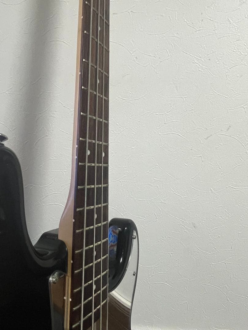 Squier Precision Bass ブラック