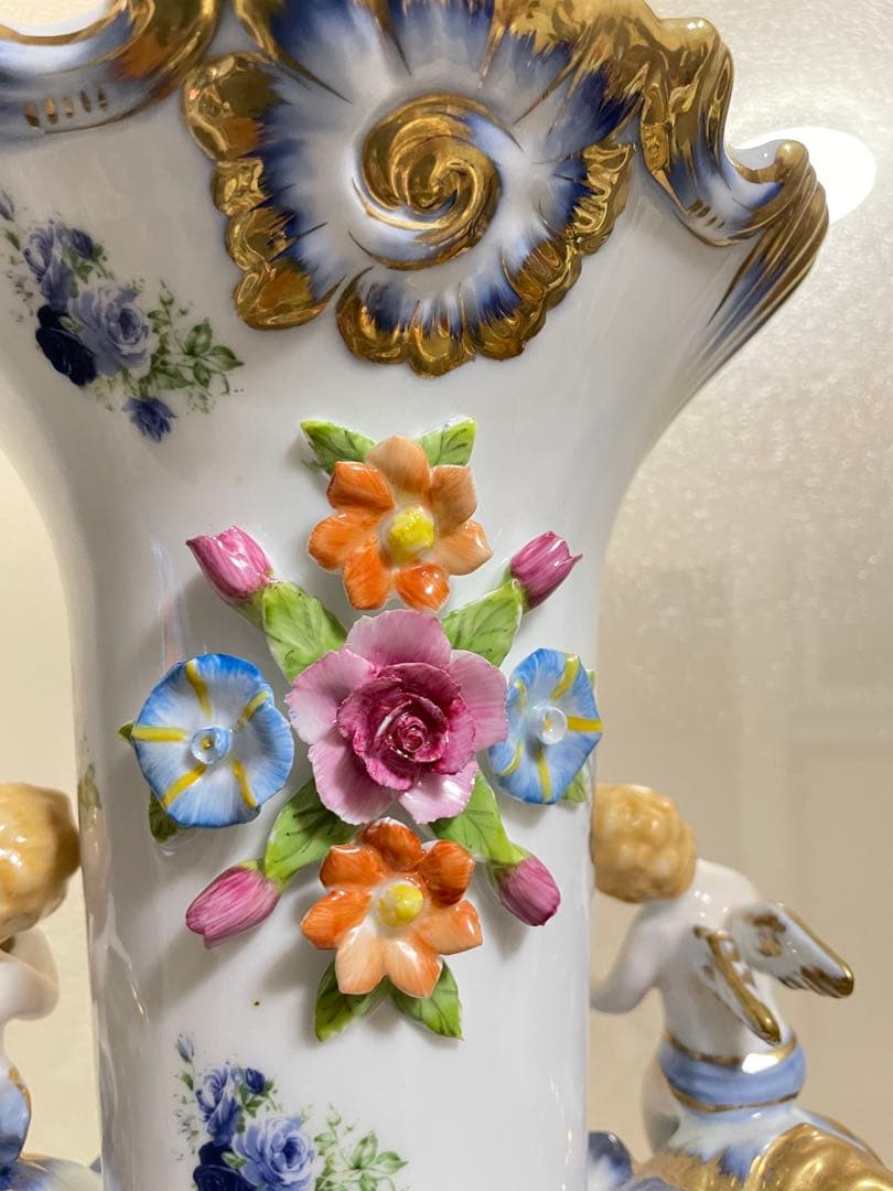 インテリア置物　エンジェル花瓶全長約４０センチ。