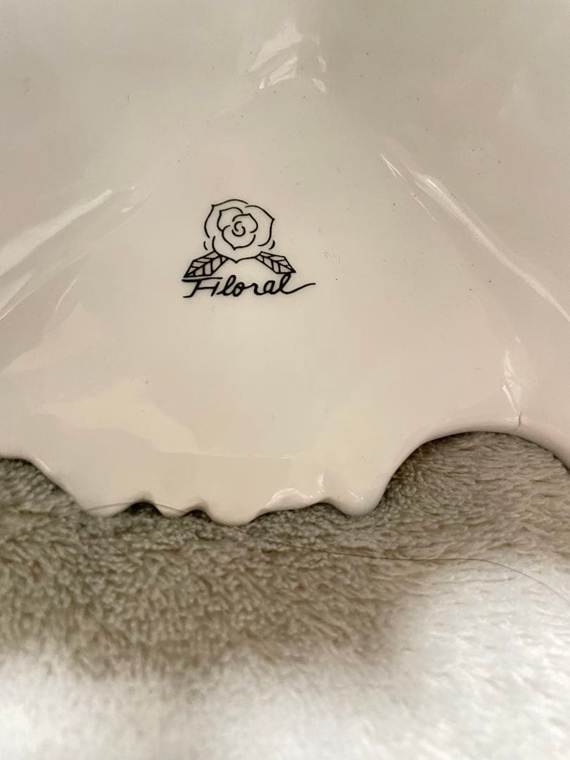 インテリア置物　エンジェル花瓶全長約４０センチ。