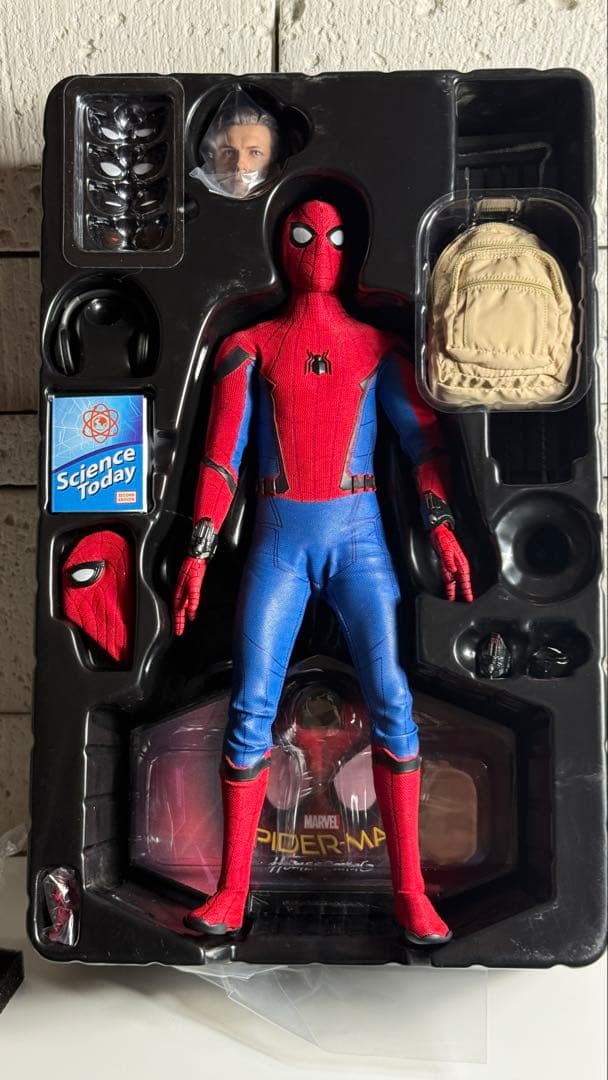 ホットトイズ　ムービーマスターピース スパイダーマン　ホームカミング　1/6