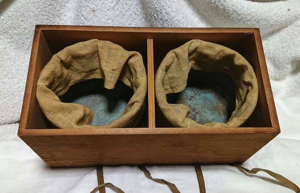 銅製火入れ2個セット 動物彫刻付きA448