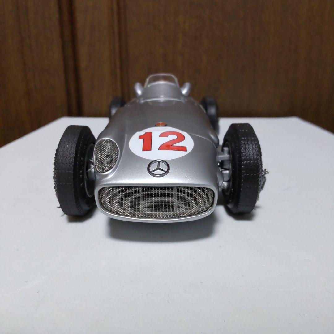 メルセデス・ベンツ W196 シルバーアロー モノポスト 1/18 シーエムシー