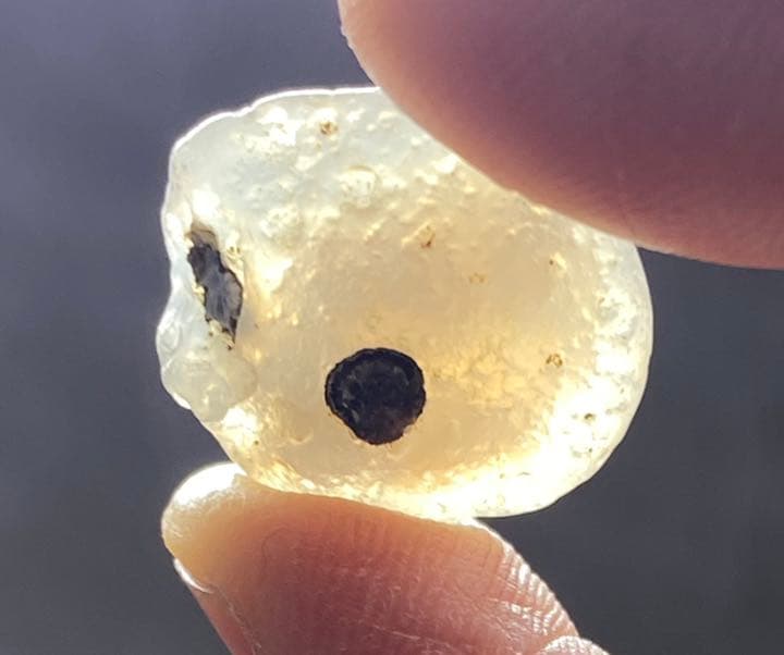 京都府産　髑髏石　しゃれこうべ　ドクロ　瑪瑙　国産鉱物　標本　原石