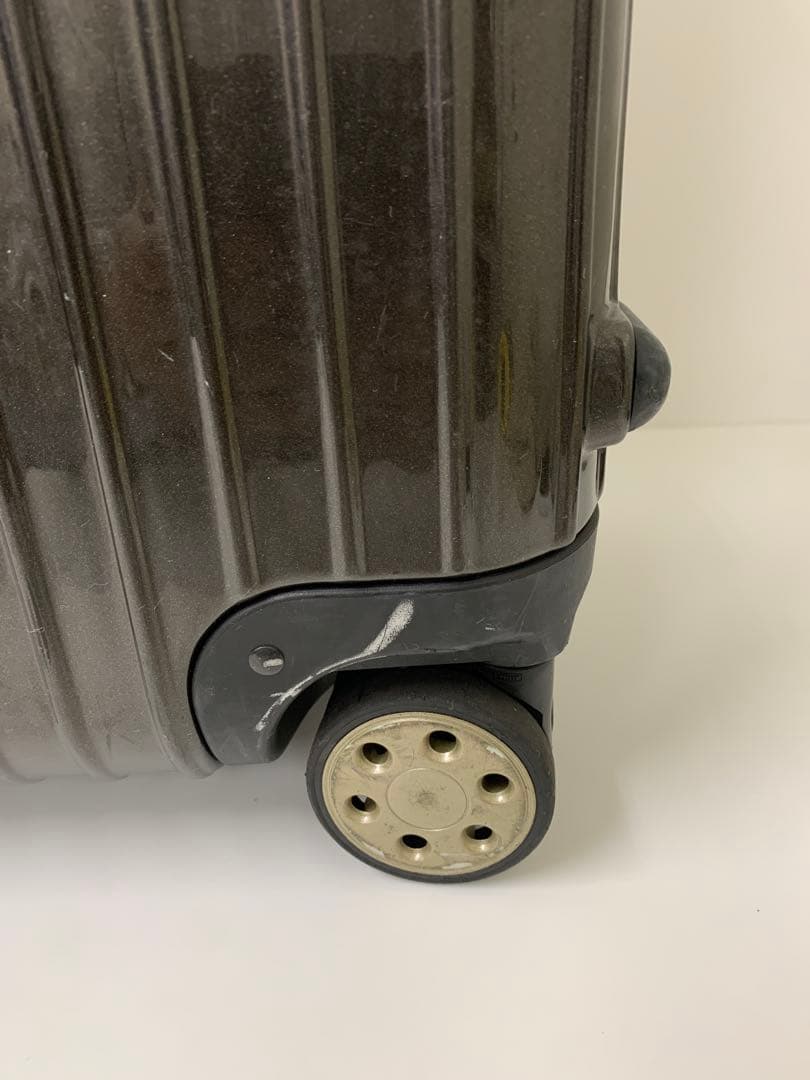 RIMOWA リモワ 47Lサル サデラックス ４輪