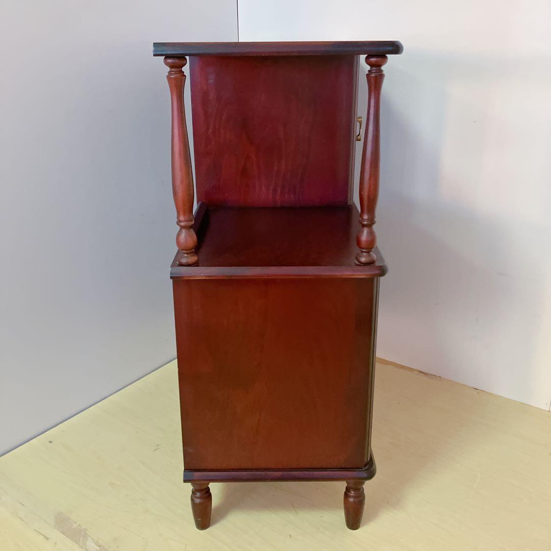 木製　サイドボード　飾り棚　サイドチェスト　　リビングボード　コンソール