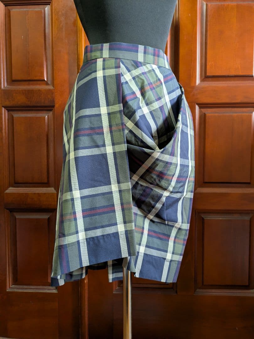 美品✨️ヴィヴィアンウエストウッドレッドレーベル 変形スカート チェック 2