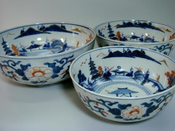 鉢■古い花唐草紋赤絵染付 青海波 五重塔 三つ鉢 時代物 骨董品（江戸後期）■