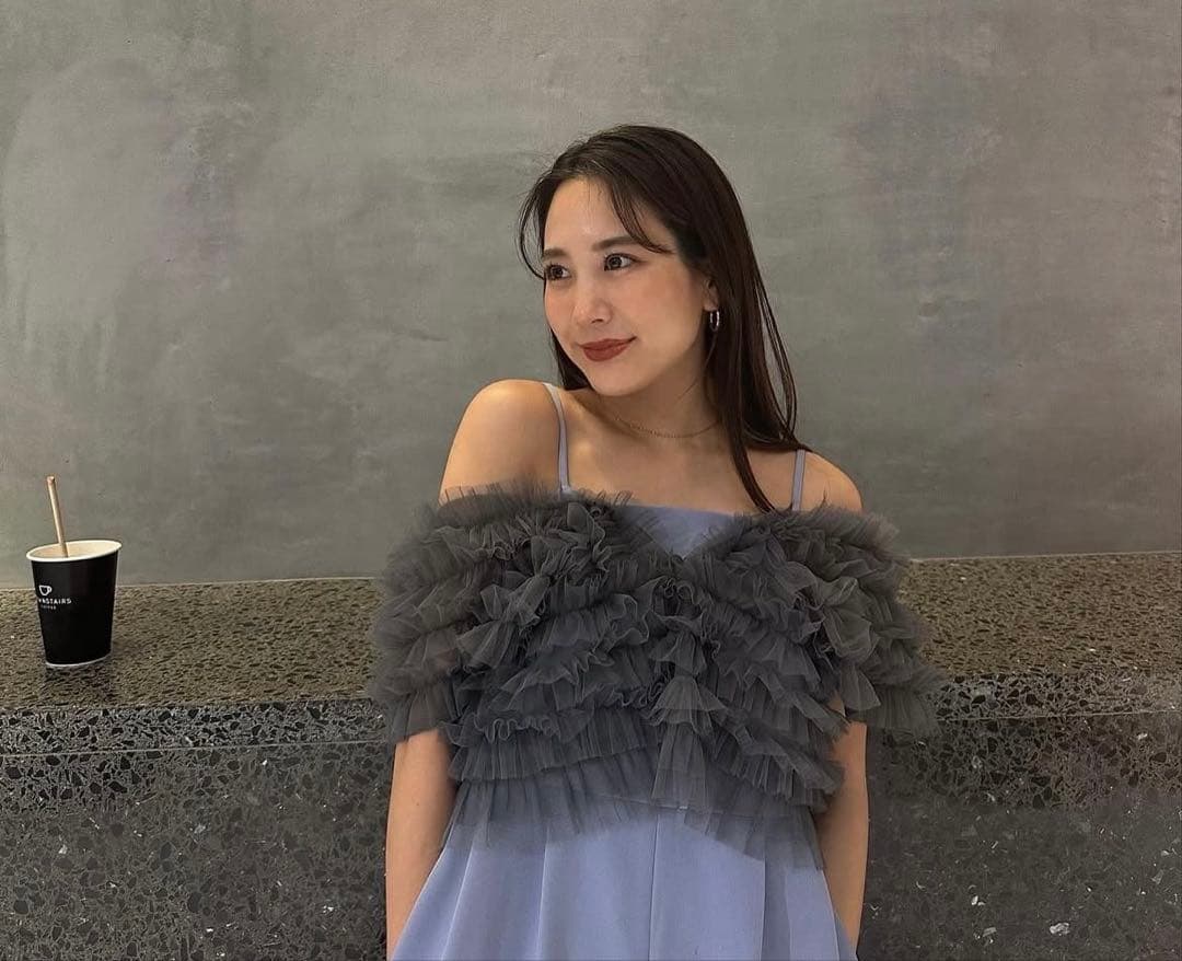 フリル付きライトブルーオールインワン