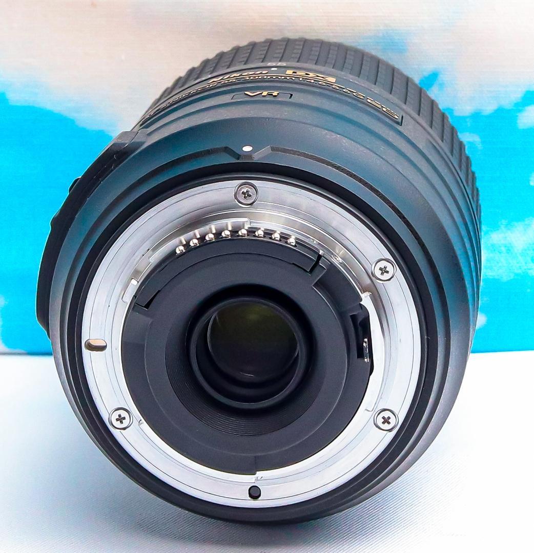 美品⭐️ニコン Nikon 55‐300㎜⭐️超望遠レンズ⭐️手振れ補正付き⭐️