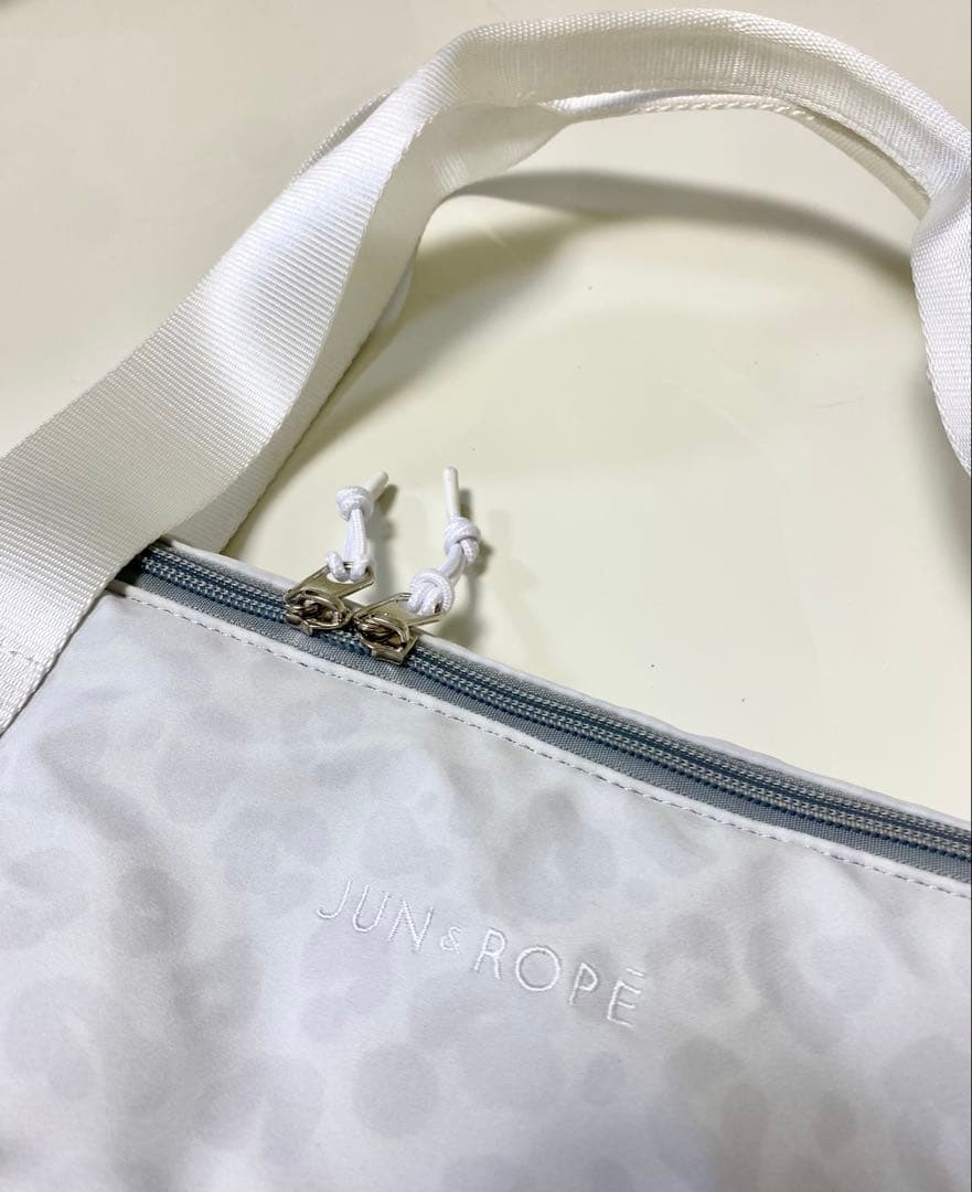 JUN&ROPEジュンアンドロペ　アニマルプリント ボストンバック