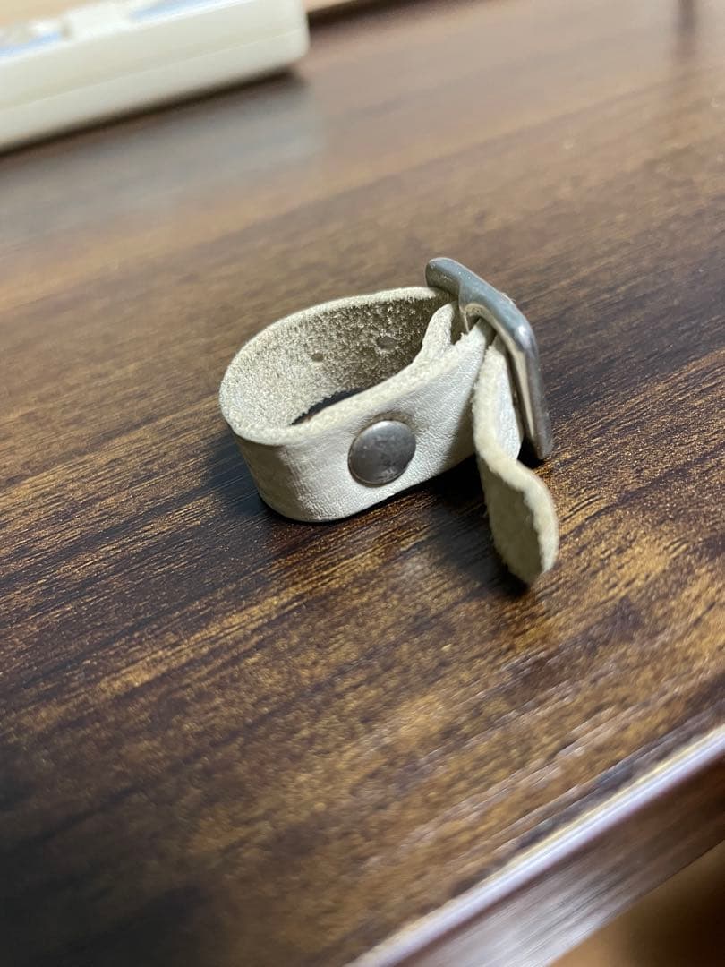 t*u様 マルジェラ本人期 ホワイトレザー バックル付きリング