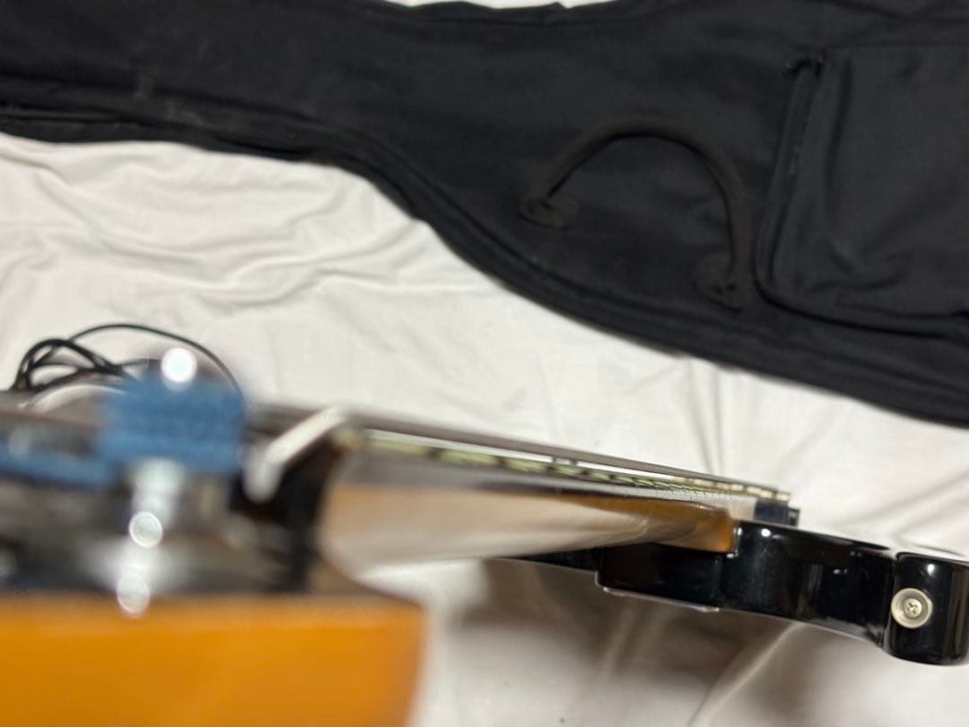 Fernandes エレキベース　ソフトケース付き　良品1905-02-1