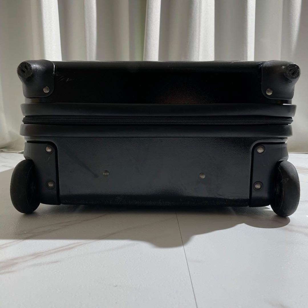 美品✨ZERO HALLIBURTON 機内持込可 約34L キャリーケース