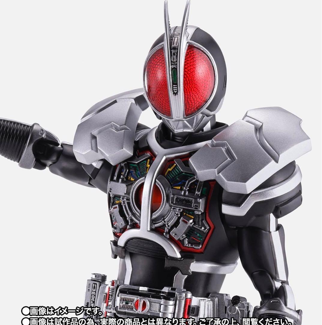 K*︎様 SH figuarts 　仮面ライダーファイズ　アクセルフォーム　真骨