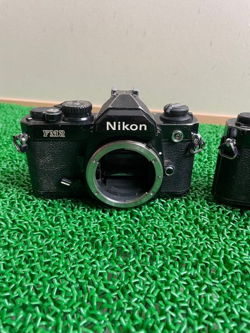 Nikon FM2 フィルムカメラ　2台セット　(ジャンク品)
