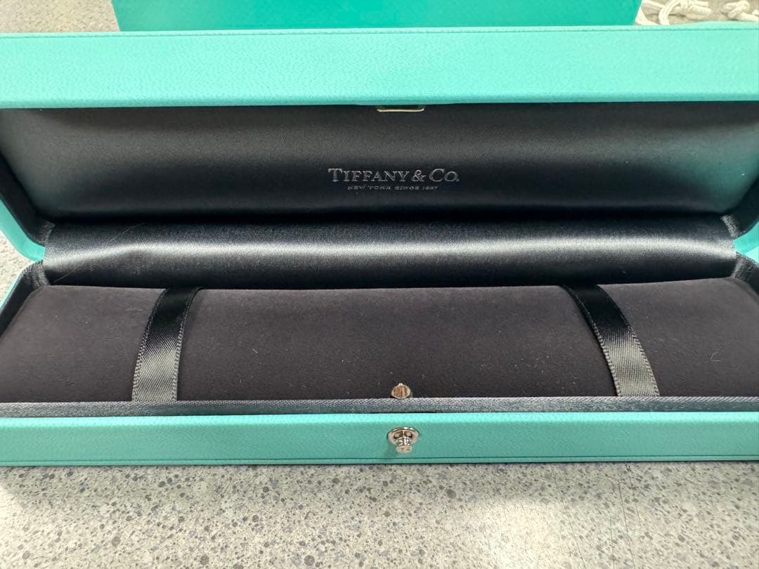 現行品　Tiffanyティファニー　ブレスレットケースセット