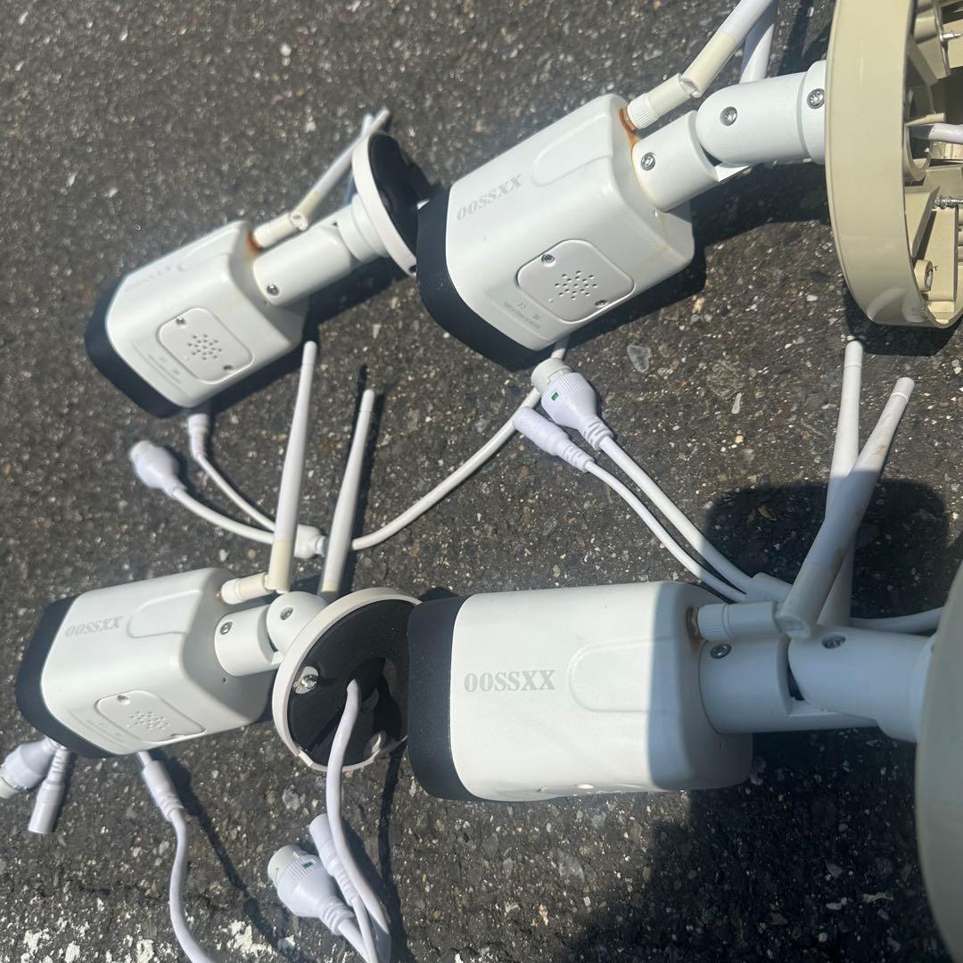 防犯カメラ　OOSSXX 10インチモニター付　4台