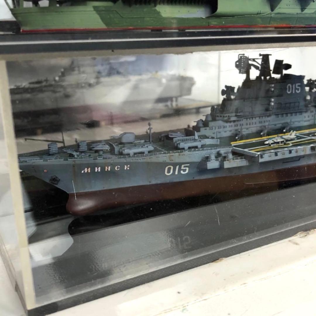 艦船模型セット アクリルケース付 空母 プラモデル 完成品 コレクション
