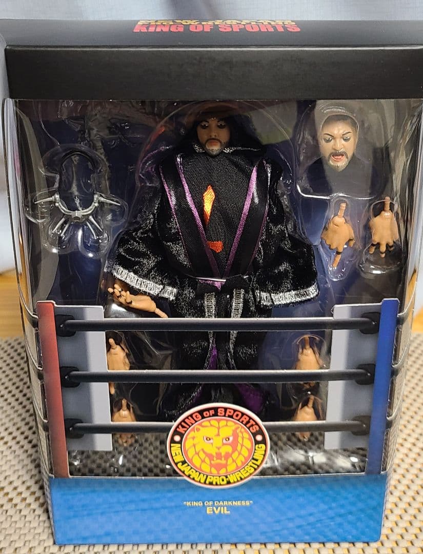 新日本プロレス SUPER7 アクションフィギュア EVIL