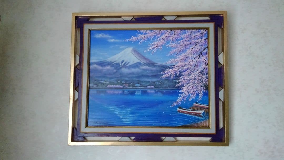 河口湖の富士と満開の桜