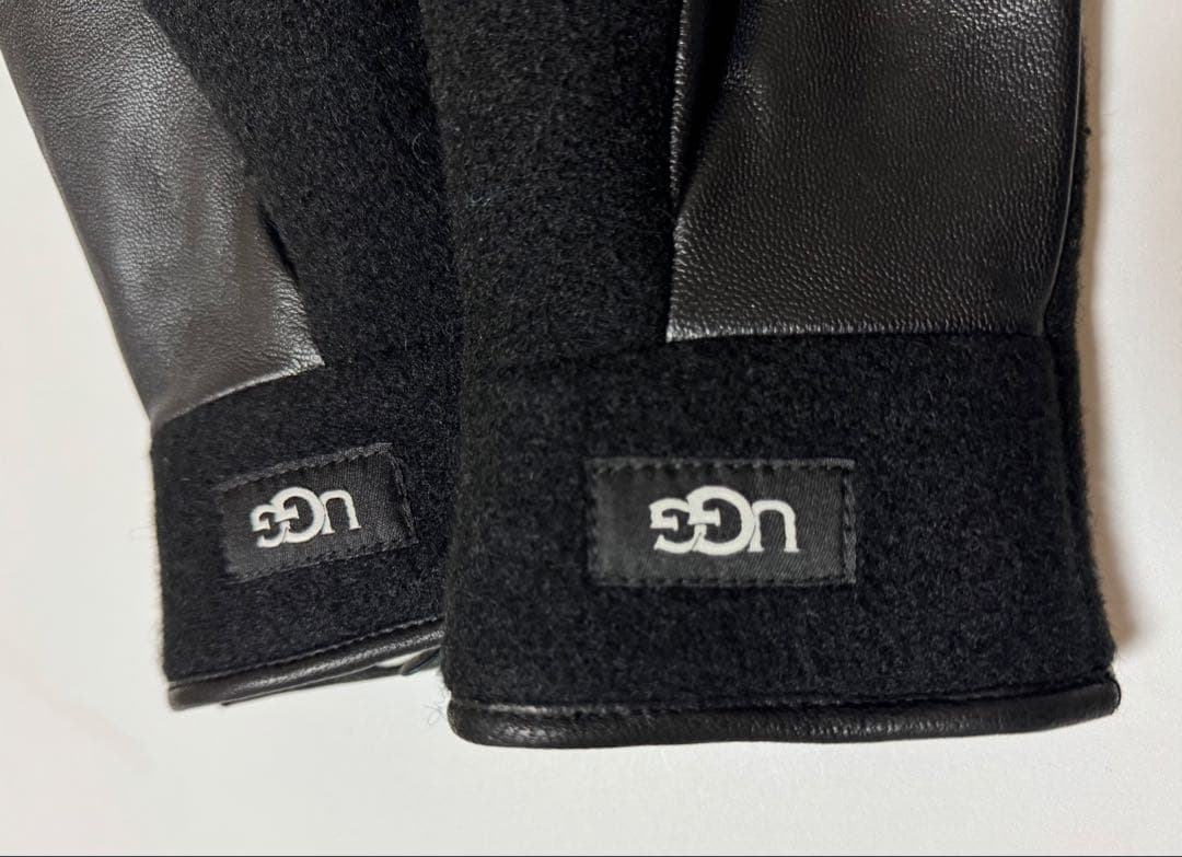 ★クリスマスセール極美品 完売品UGG Wool ＆レザーグローブ ★
