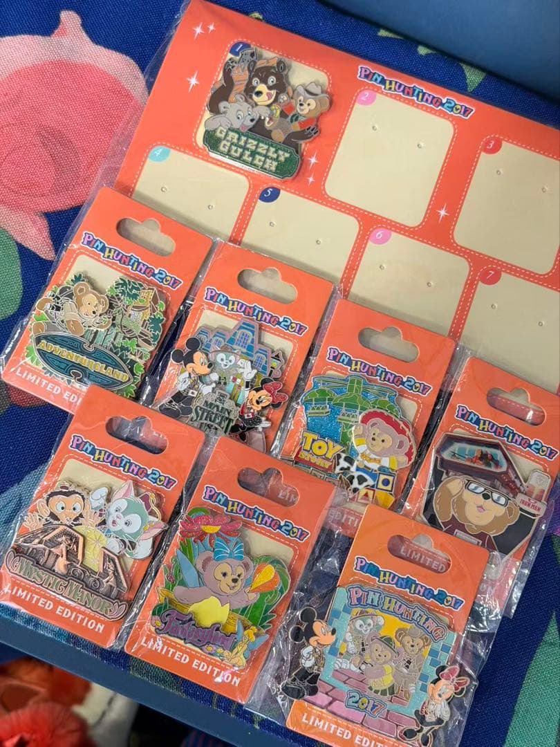 香港ディズニーランド正規品宝探し　限数500 ダッフィーフレンズ