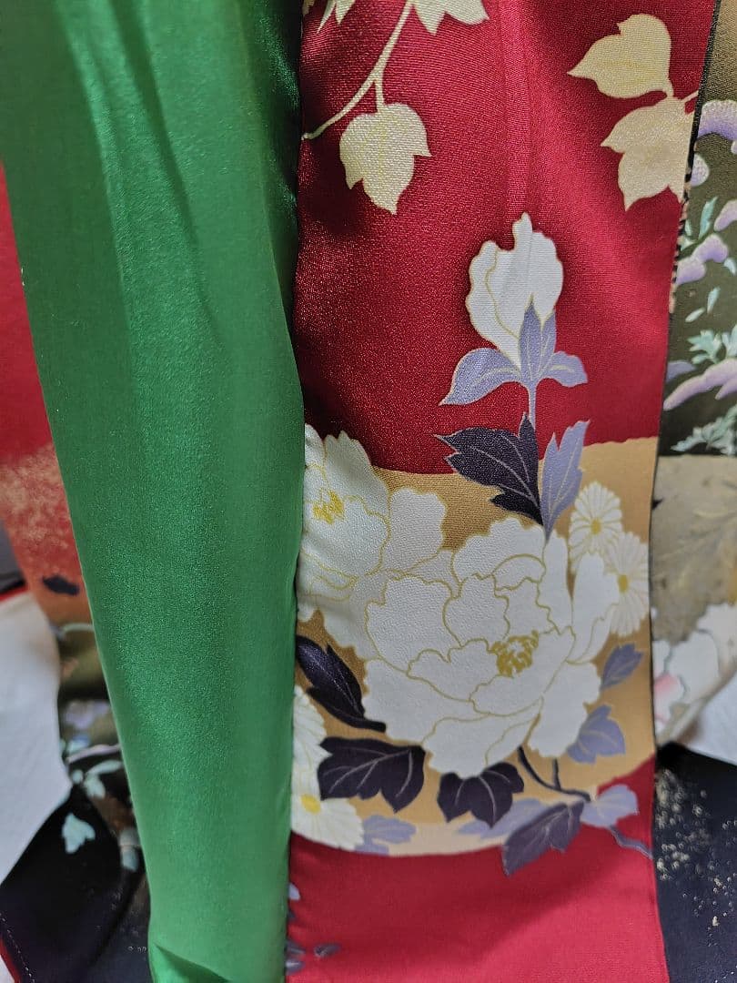 yukky★正絹　手描　暈し染　金彩　お振袖