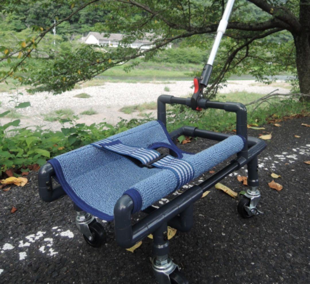 犬の四輪歩行器(小型犬シートタイプ)