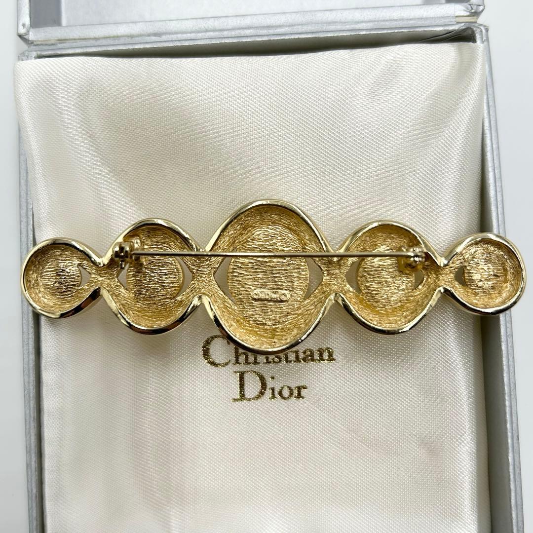 クリスチャンディオール　パールモチーフ　ブローチ　ゴールド