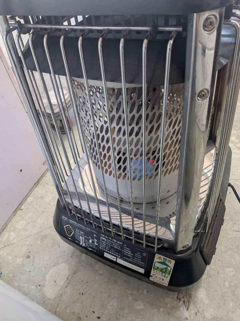 業務用ストーブ　ダイニチ ブルーヒーター FM-101N