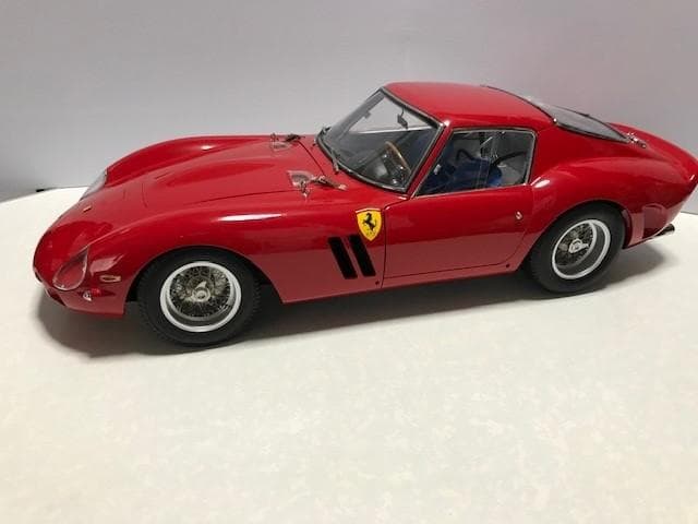 【デアゴスティーニ完成品】フェラーリ250GTO　1/8スケール