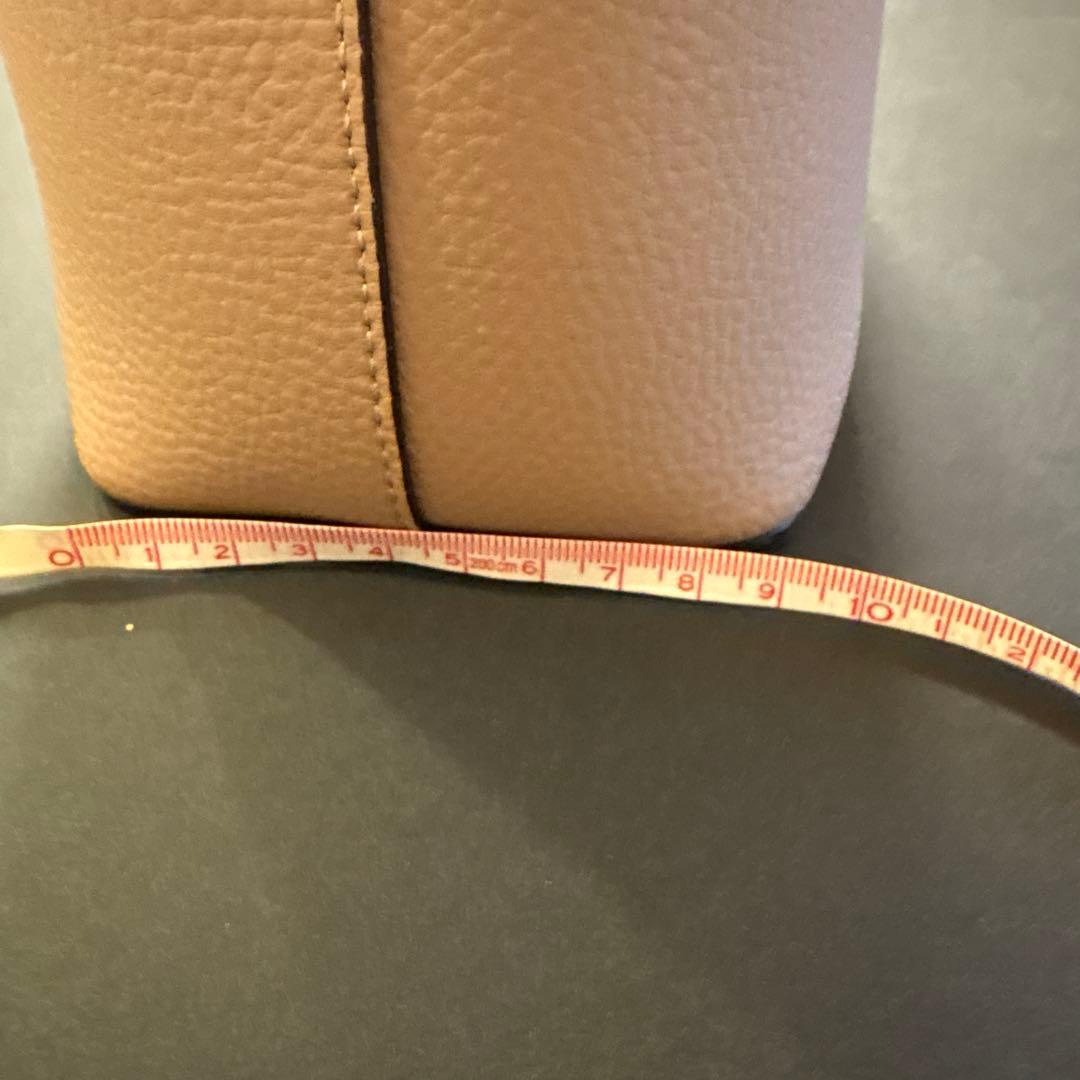 COACH モリーバケットバッグ　バケツ型　ベージュ