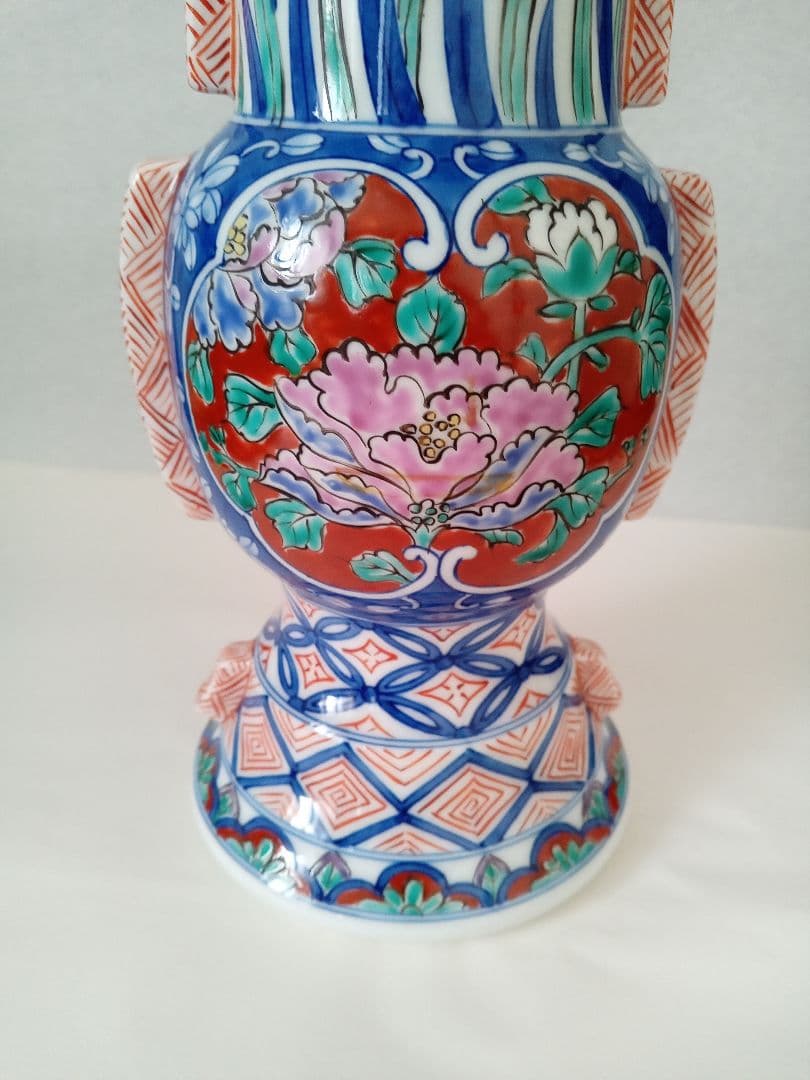 花瓶（染錦あやめ）有田焼華山（萬右衛門窯）